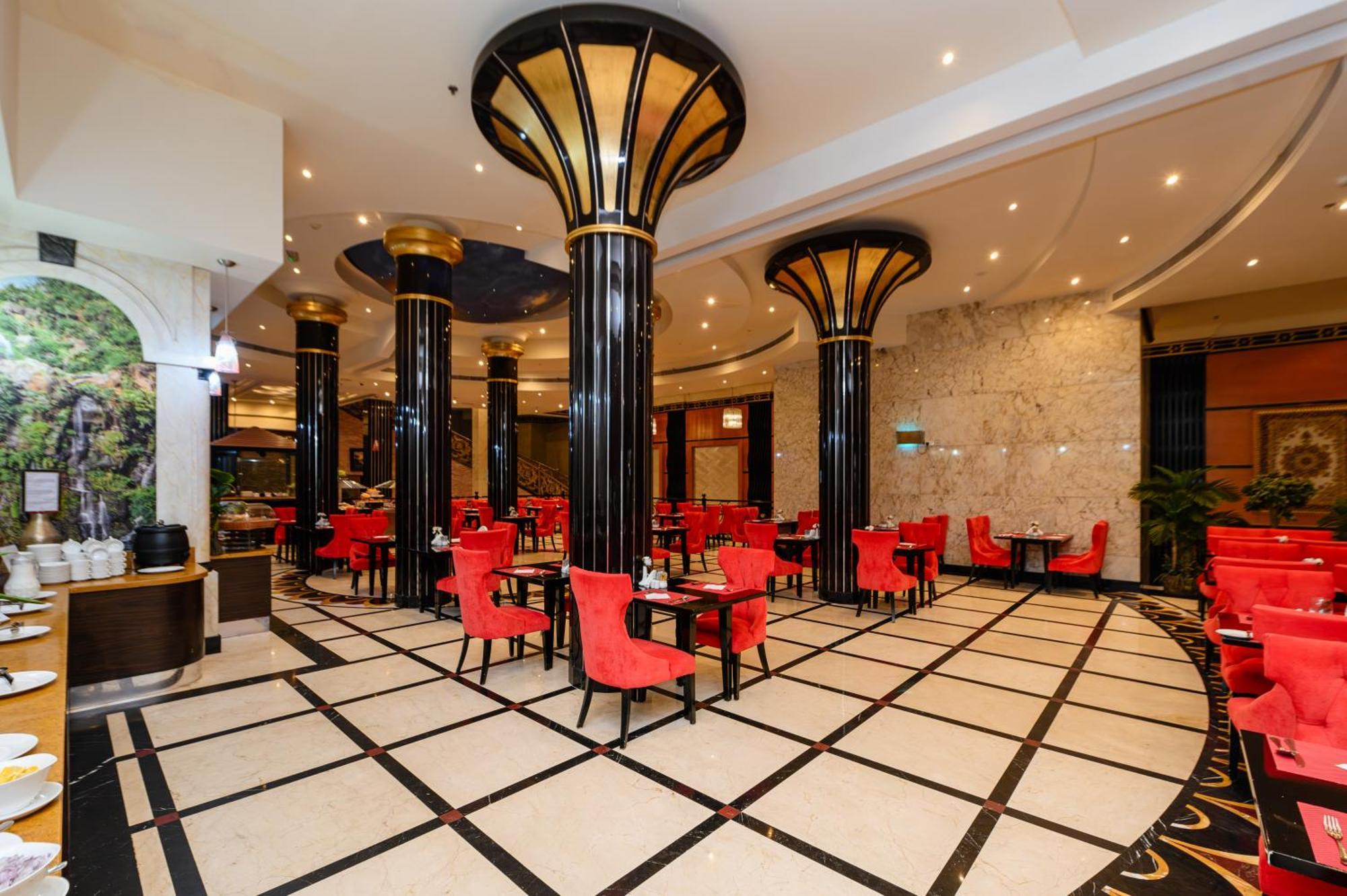 Red Castle Hotel Sharjah Bagian luar foto