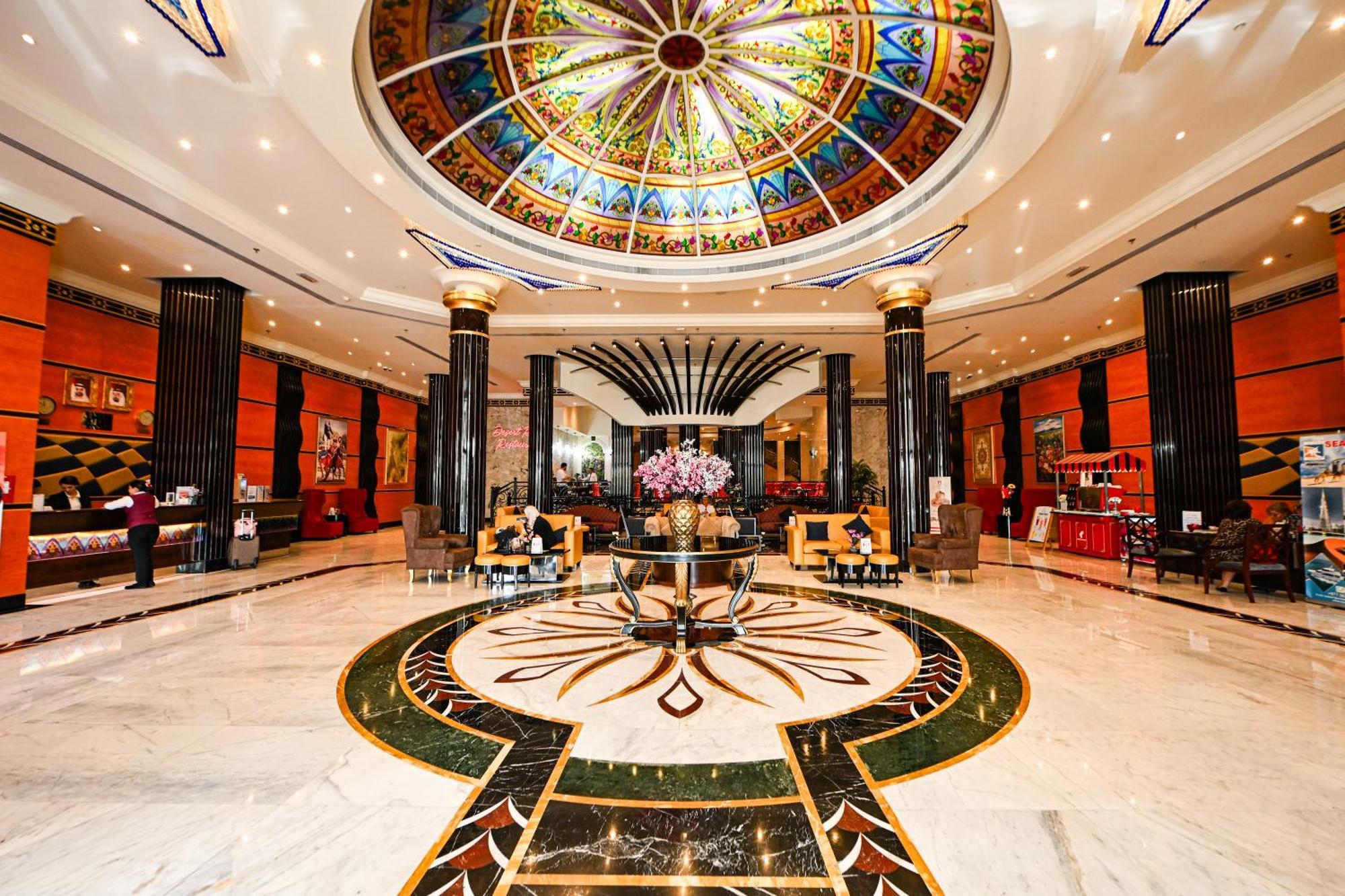 Red Castle Hotel Sharjah Bagian luar foto